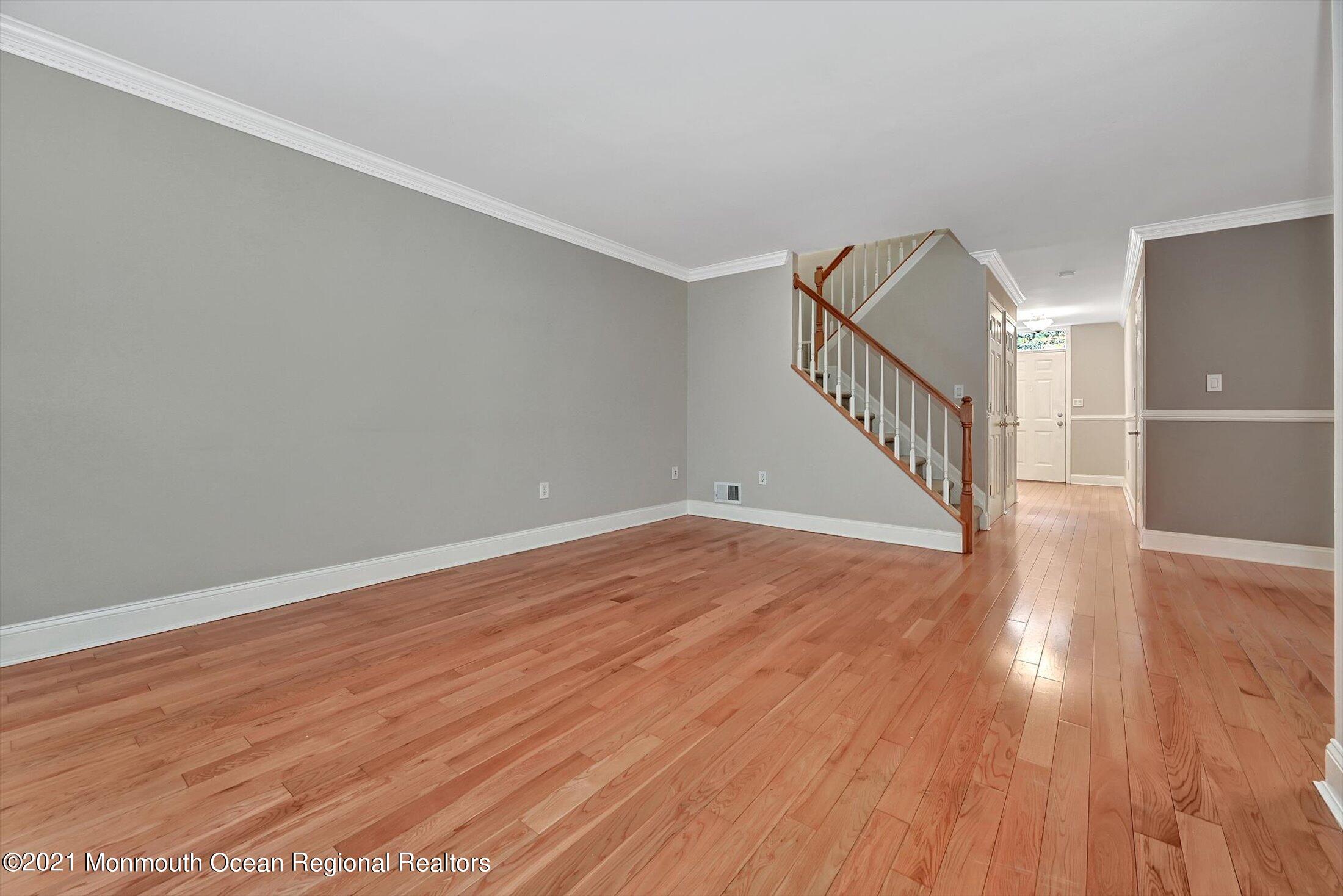 42 Alpine Road, Unit 163 Holmdel, NJ 07733 - Photo 8 of 33 10-Living