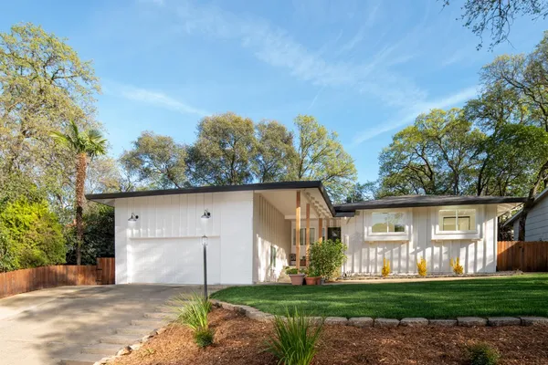 $785,000 | 952 King Henry Way, El Dorado Hills, CA 95762