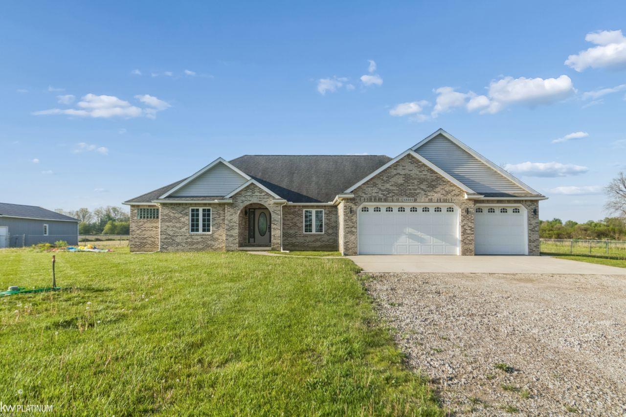 13201 Speaker Road Yale, MI 48097 - Photo 8 of 57