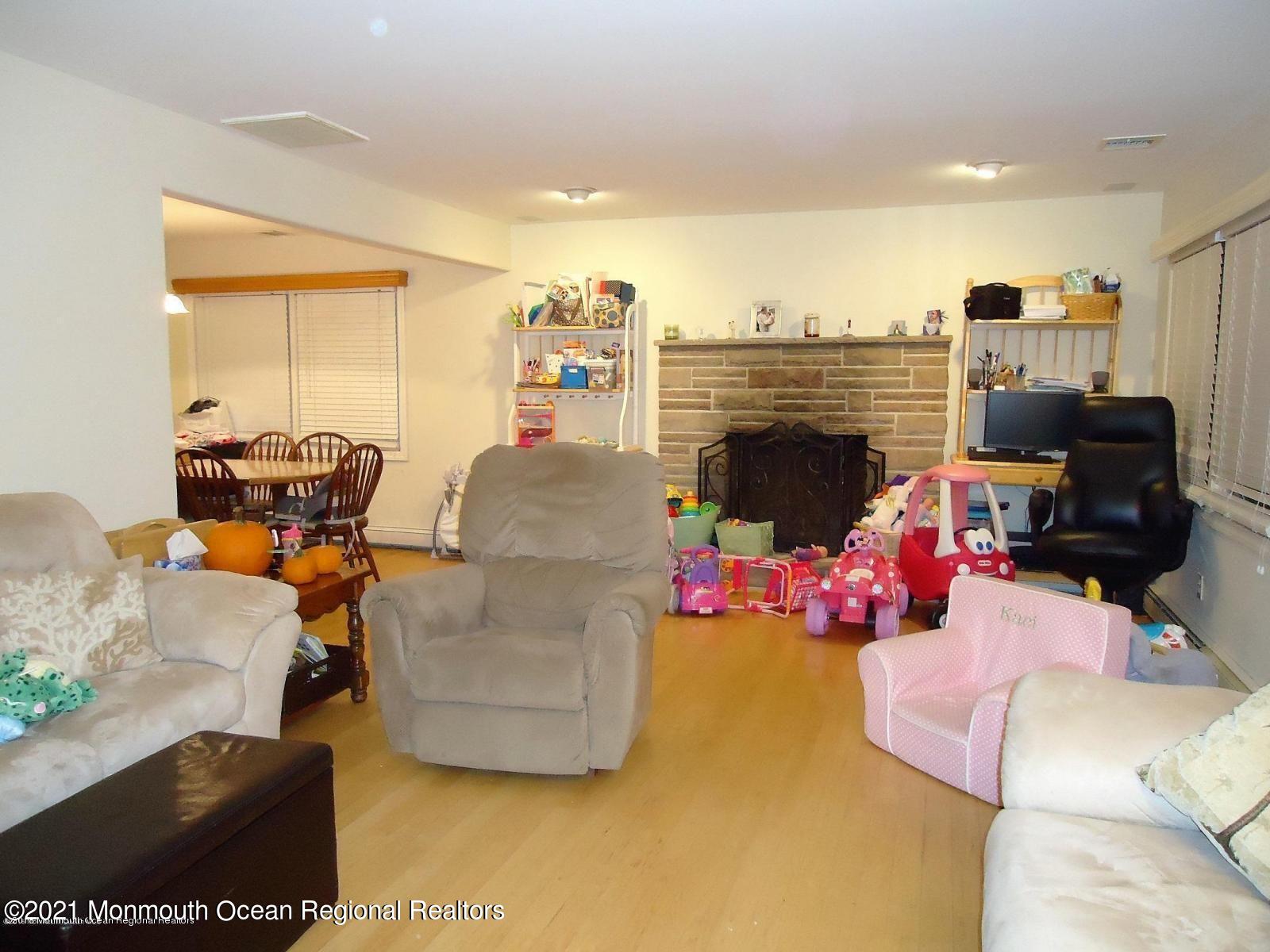 34 Lacey Road Forked River, NJ 08731 - Photo 11 of 25 34 E Lacey Rd