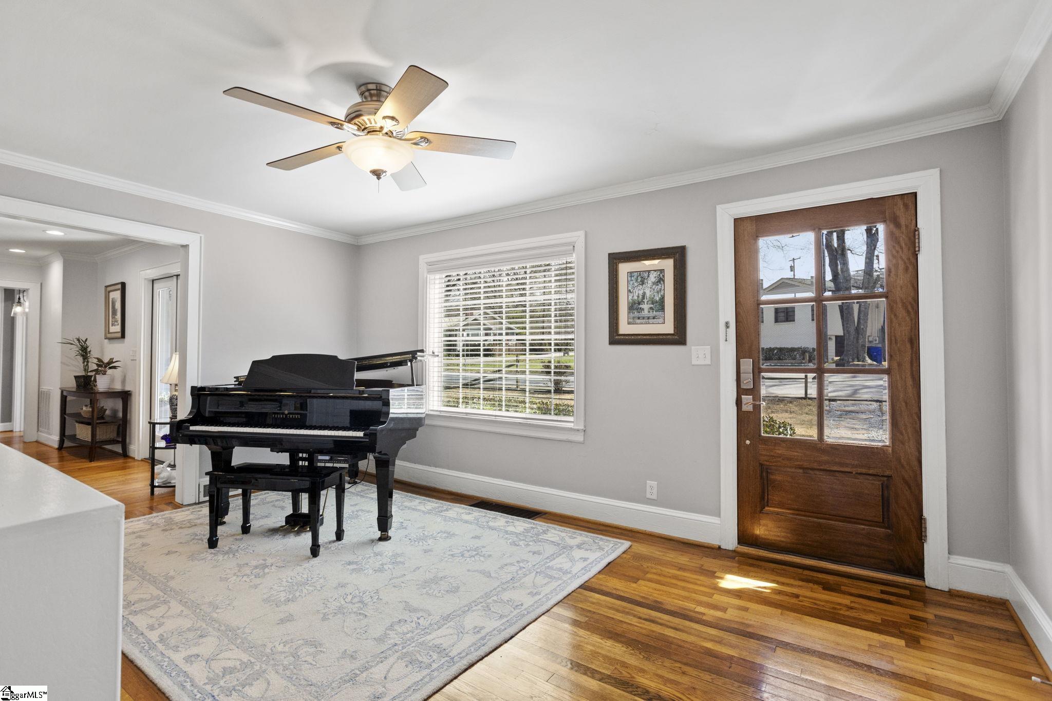 102 Rice Street Greenville, SC 29605 - Photo 2 of 39