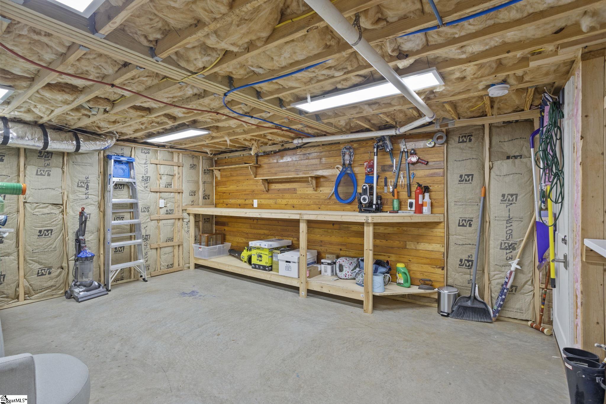 102 Rice Street Greenville, SC 29605 - Photo 22 of 39