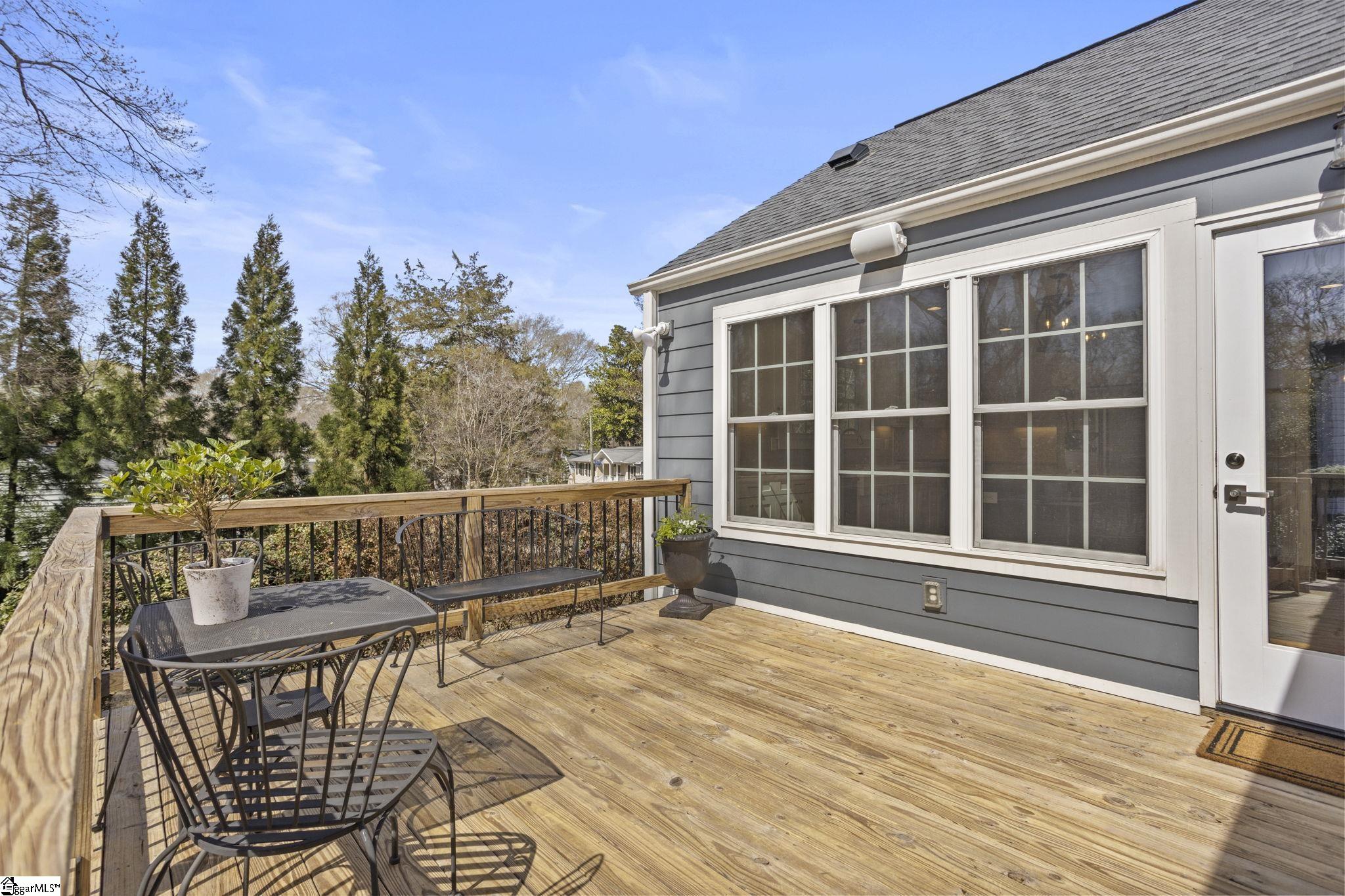 102 Rice Street Greenville, SC 29605 - Photo 23 of 39