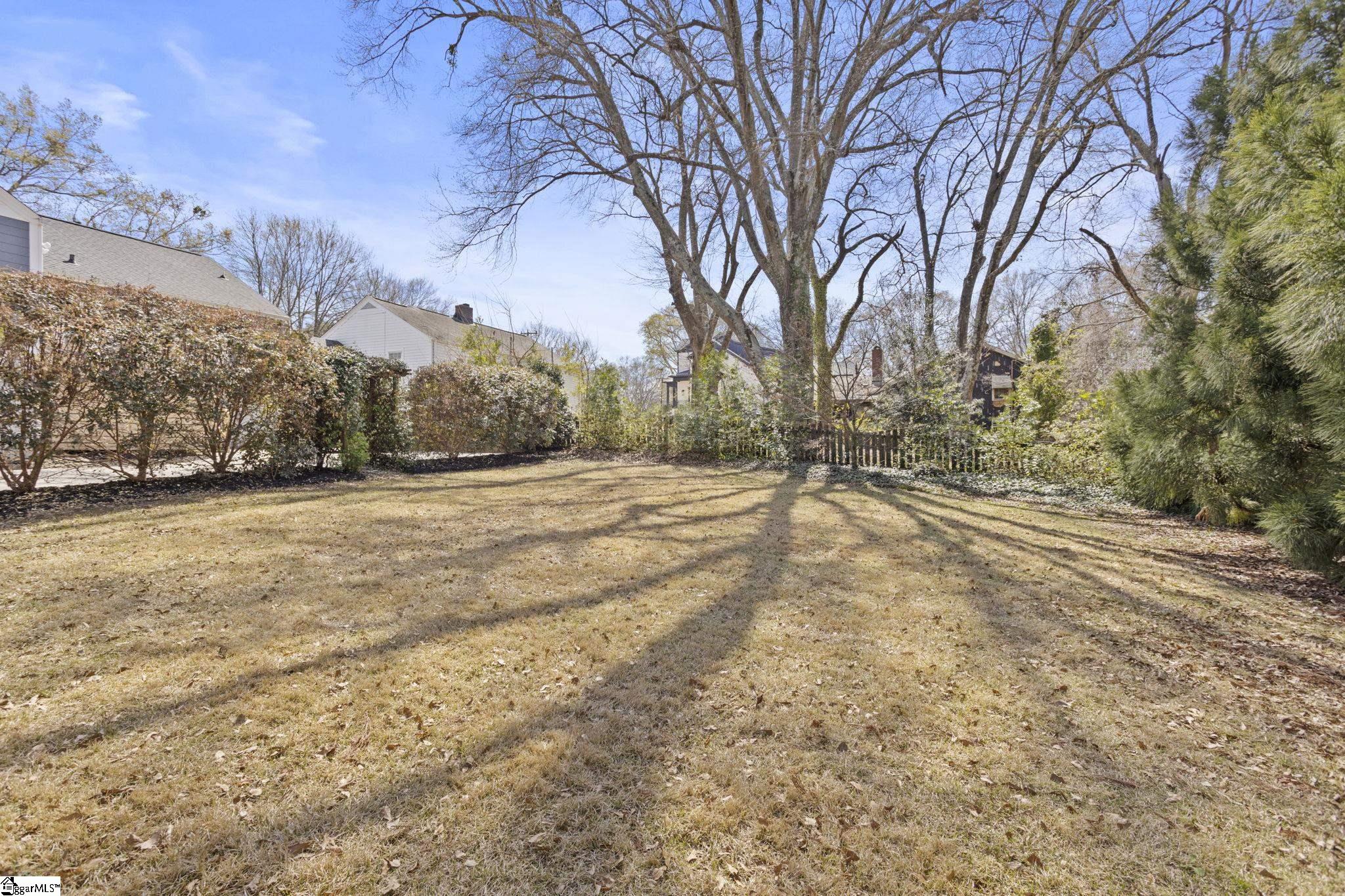 102 Rice Street Greenville, SC 29605 - Photo 27 of 39