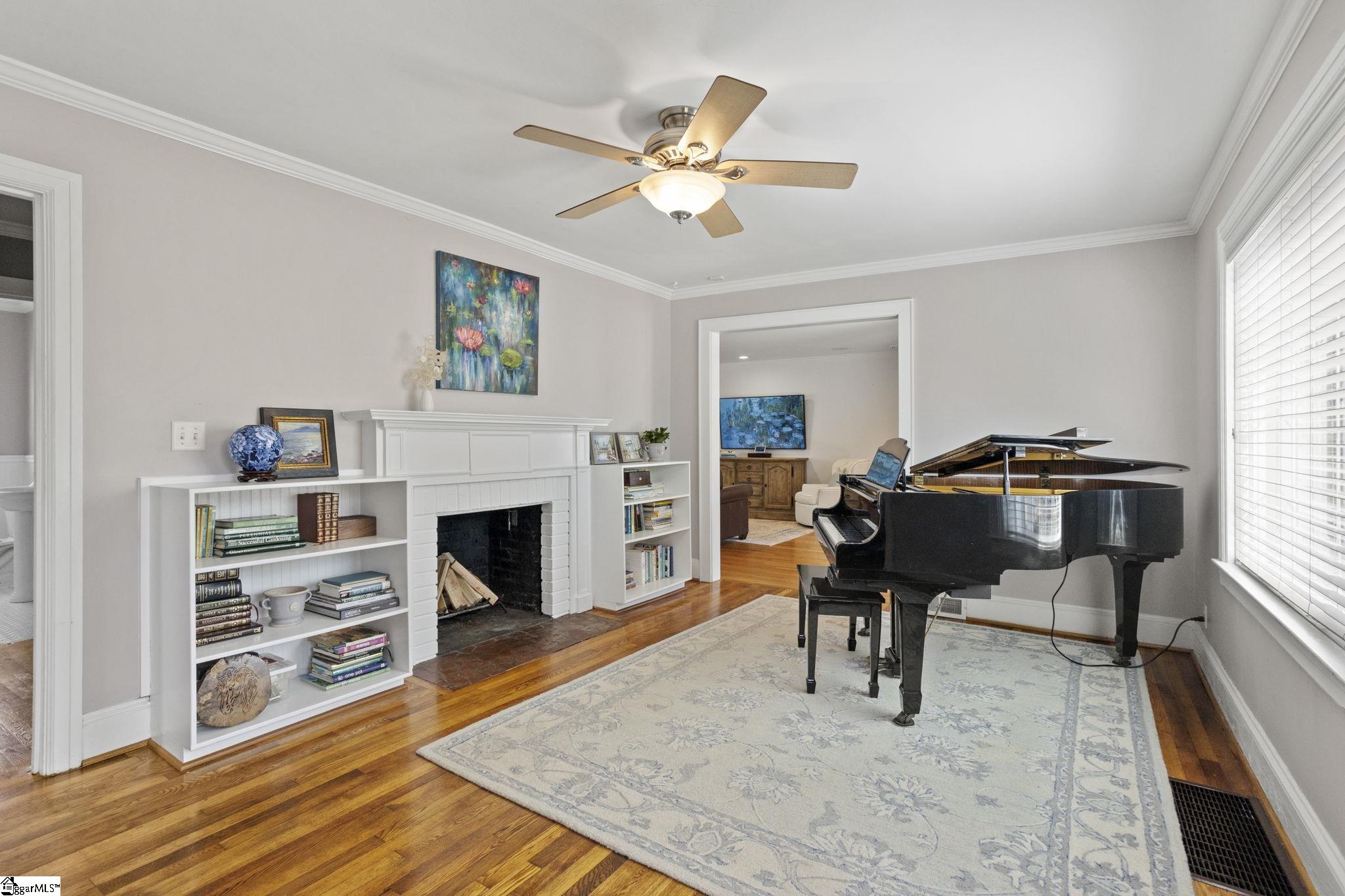 102 Rice Street Greenville, SC 29605 - Photo 3 of 39