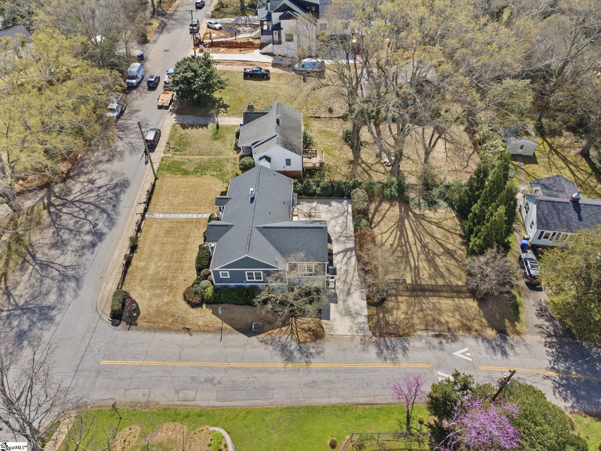 102 Rice Street Greenville, SC 29605 - Photo 31 of 39