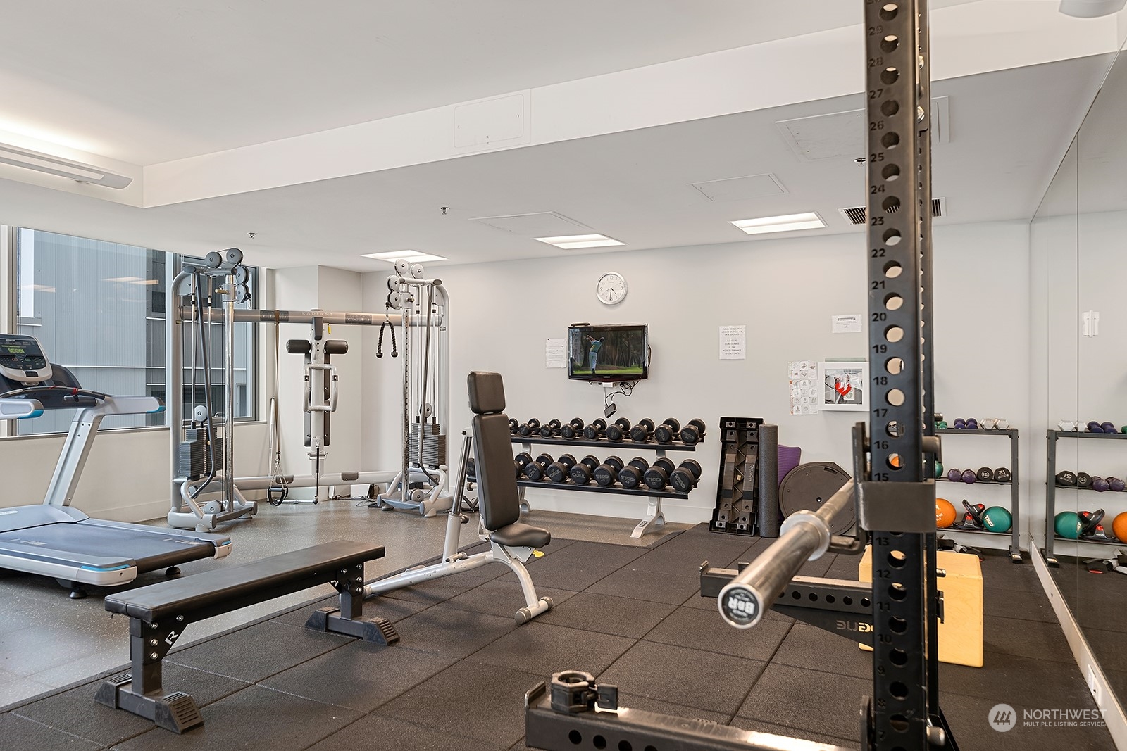 820 Blanchard Street, Unit 708 Seattle, WA 98121 - Photo 29 of 33 a view of a room with gym equipment