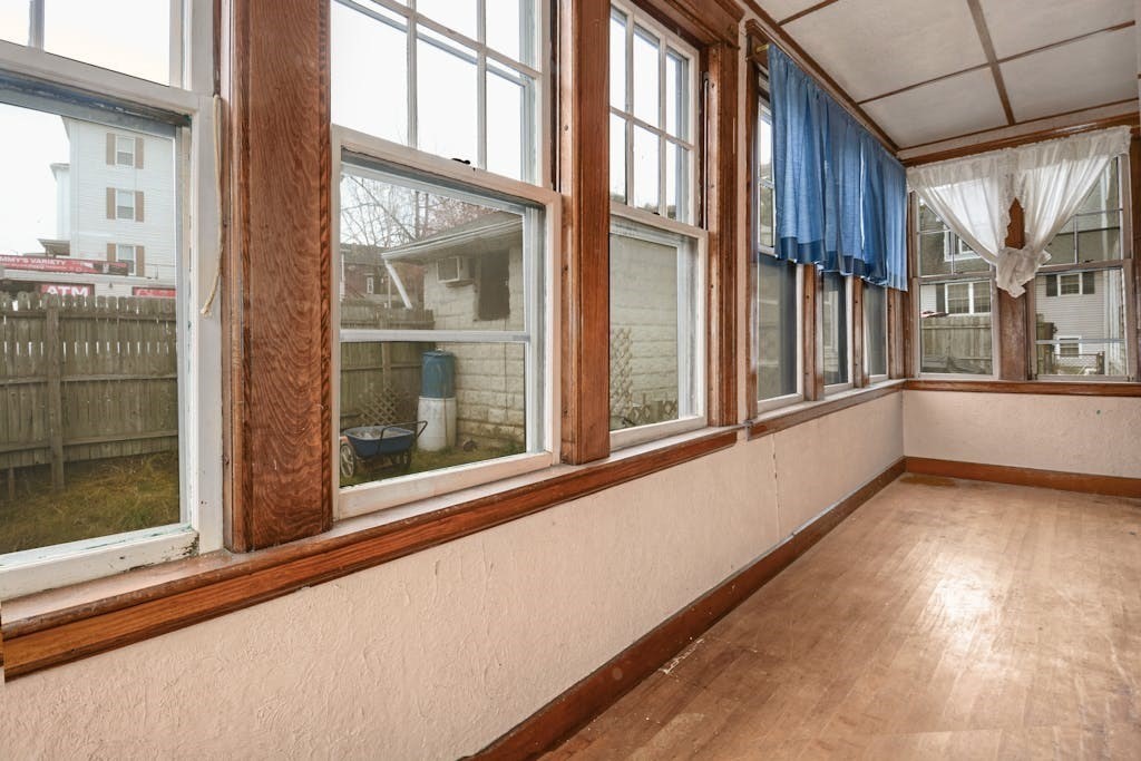 183 Vernon Street Worcester, MA 01607 - Photo 30 of 42 Gallery Image 30