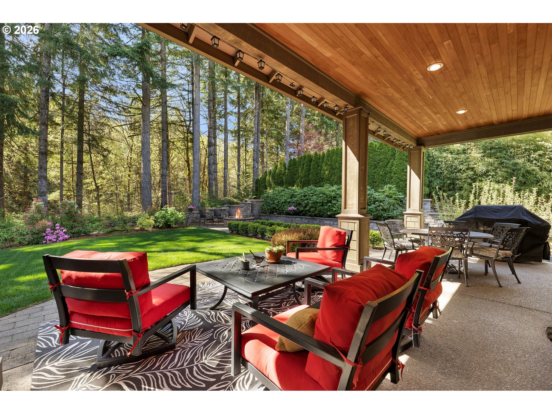 806 Northwest 35th Avenue Camas, WA 98607 - Photo 40 of 48 a outdoor space with patio lots of furniture and garden view