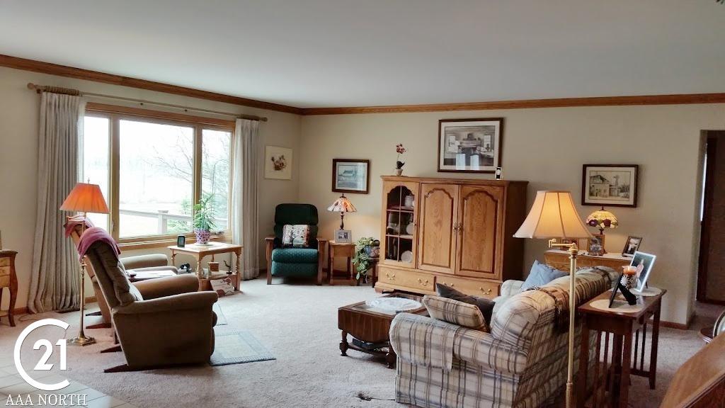 23950 Bordman Road Armada, MI 48005 - Photo 7 of 34 31286628-6.JPG