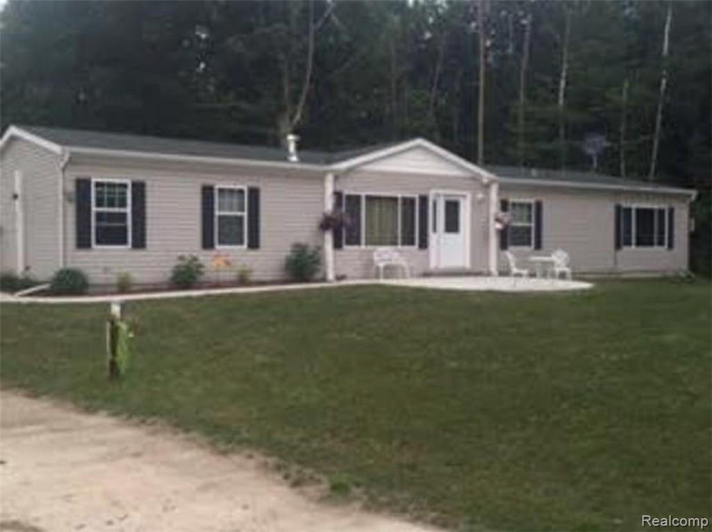 6425 Gardner Line Road Croswell, MI 48422 - Photo 1 of 1 IMG_0545.jpg