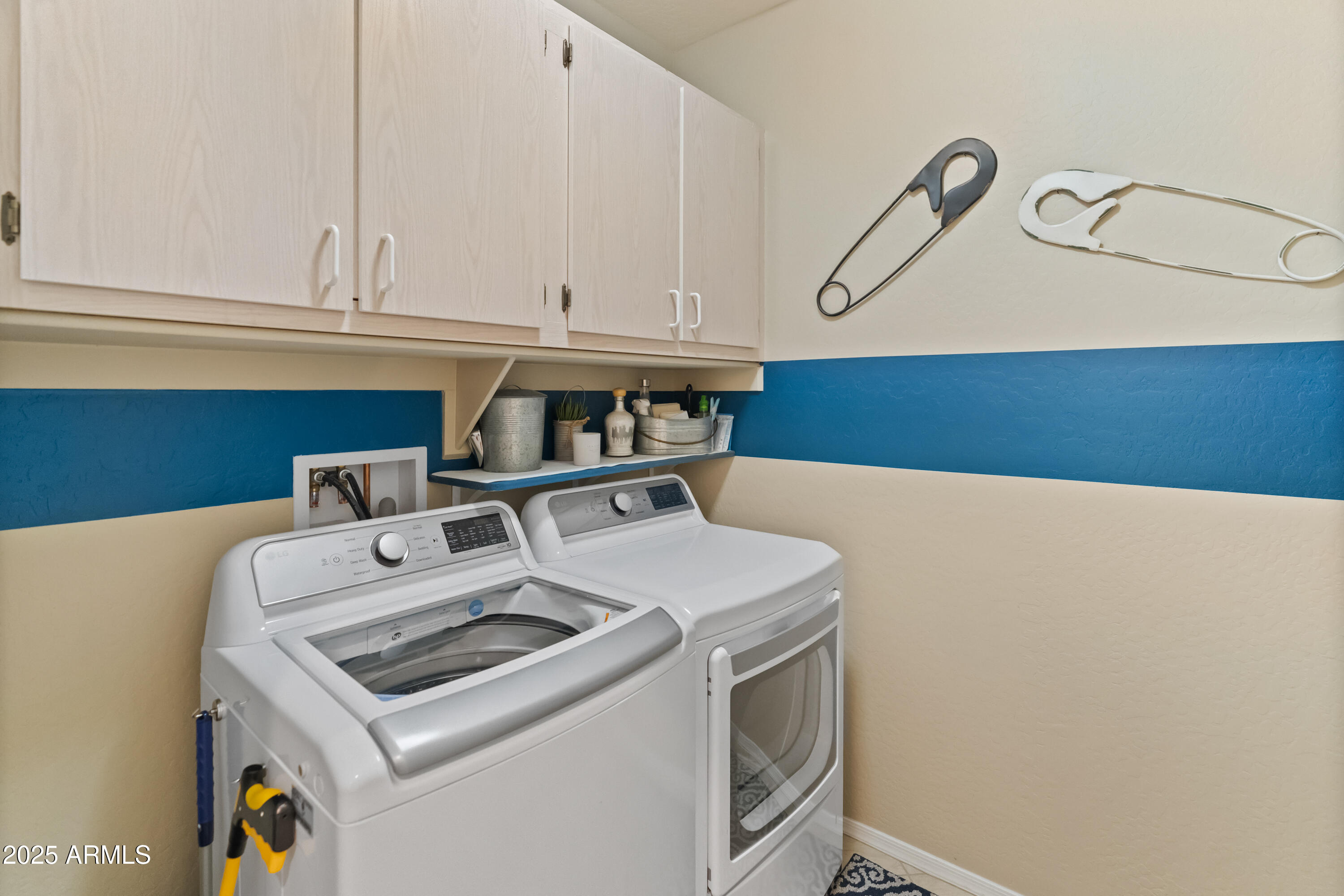 26990 West Utopia Road Buckeye, AZ 85396 - Photo 30 of 41 a utility room with dryer and washer