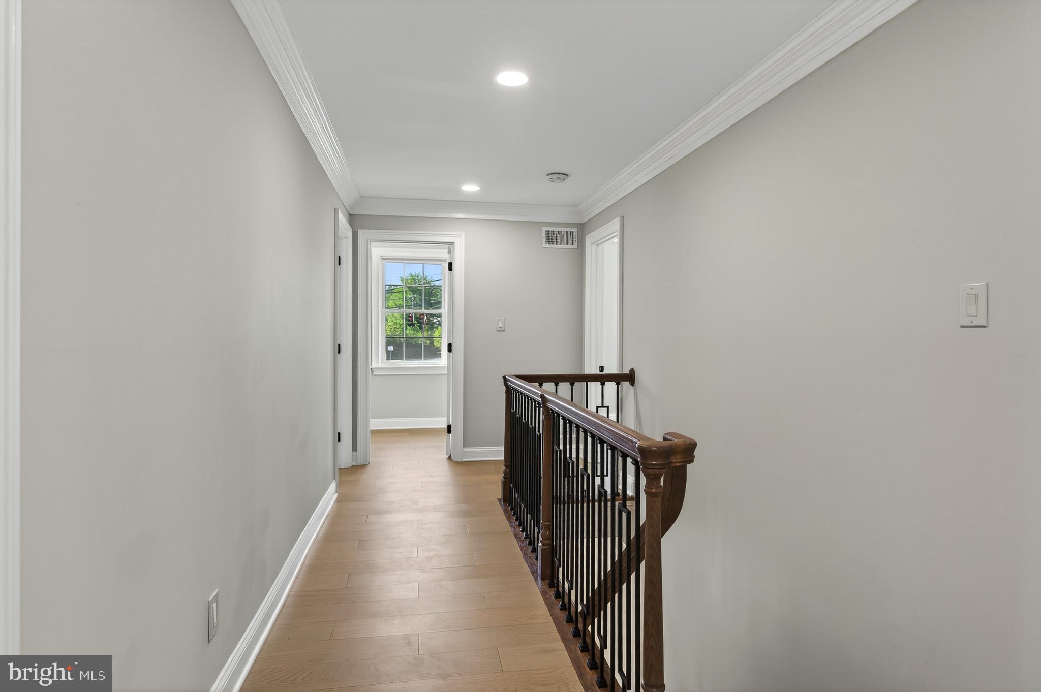 2501 North Gate Road Wilmington, DE 19810 - Photo 41 of 90 upstairs second floor landing