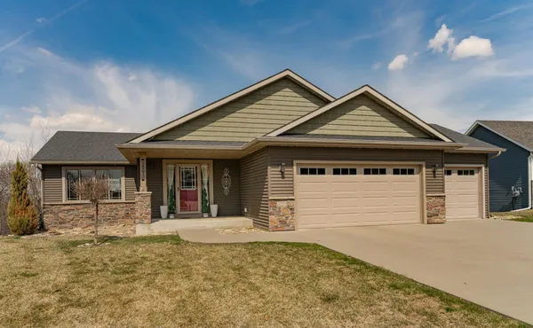 $549,900 | 3993 Stone Point Drive Northeast, Rochester, MN 55906
