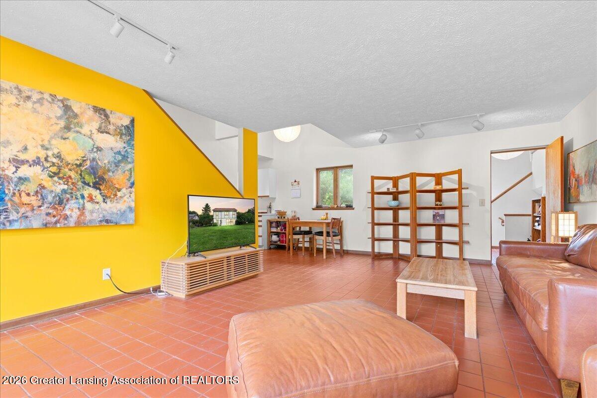 1390 East Haslett Road Williamston, MI 48895 - Photo 42 of 65 39-Media Jett -54