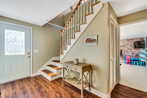 28 Knight Road Framingham, MA 01701 - Photo 3 of 30 Gallery Image 3