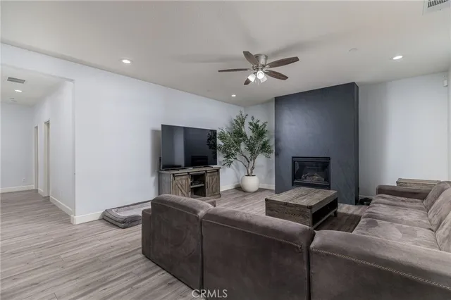 $4,500 | 873 Santona Court, Perris, CA 92571