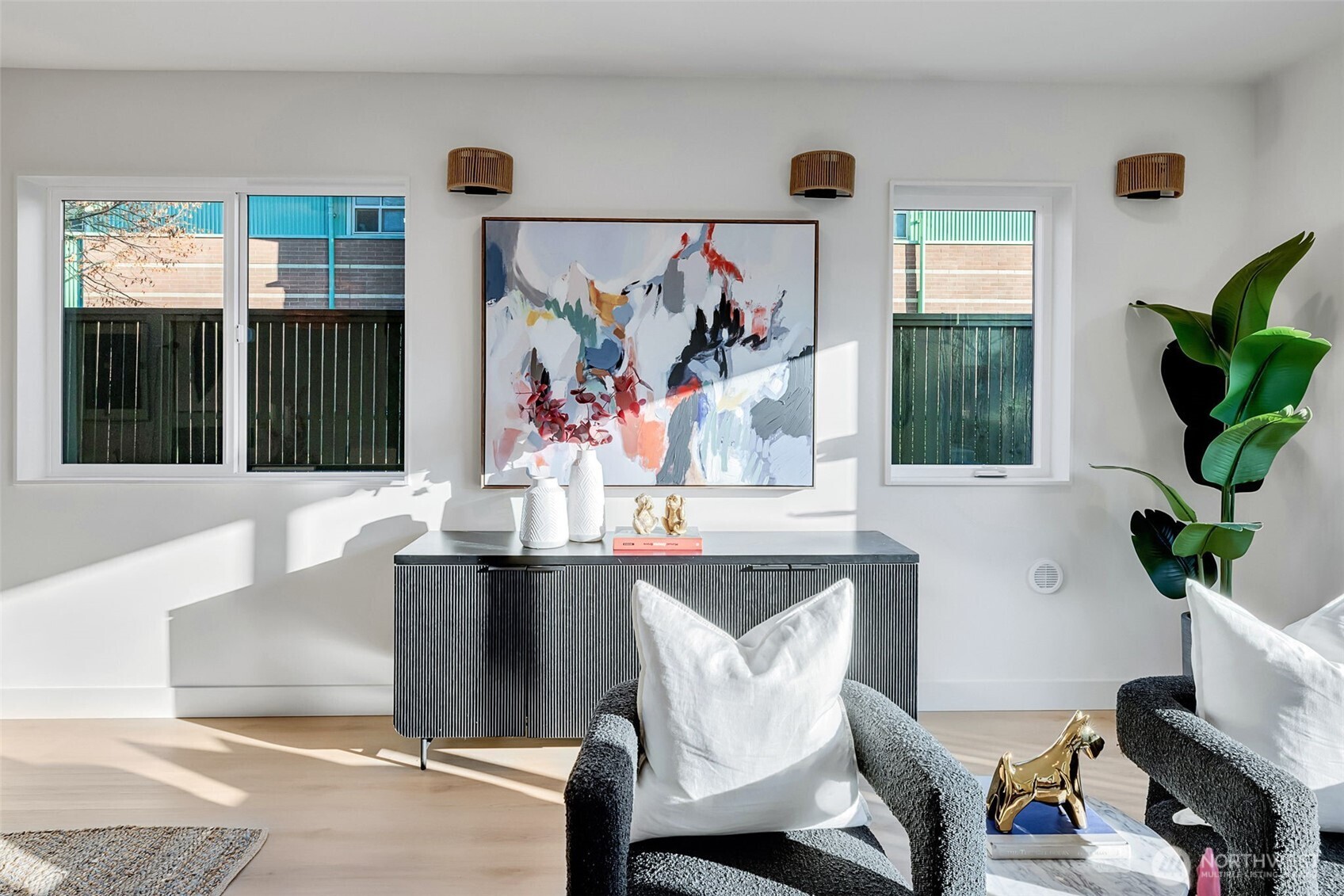 4411 South Holly Street Seattle, WA 98118 - Photo 12 of 36