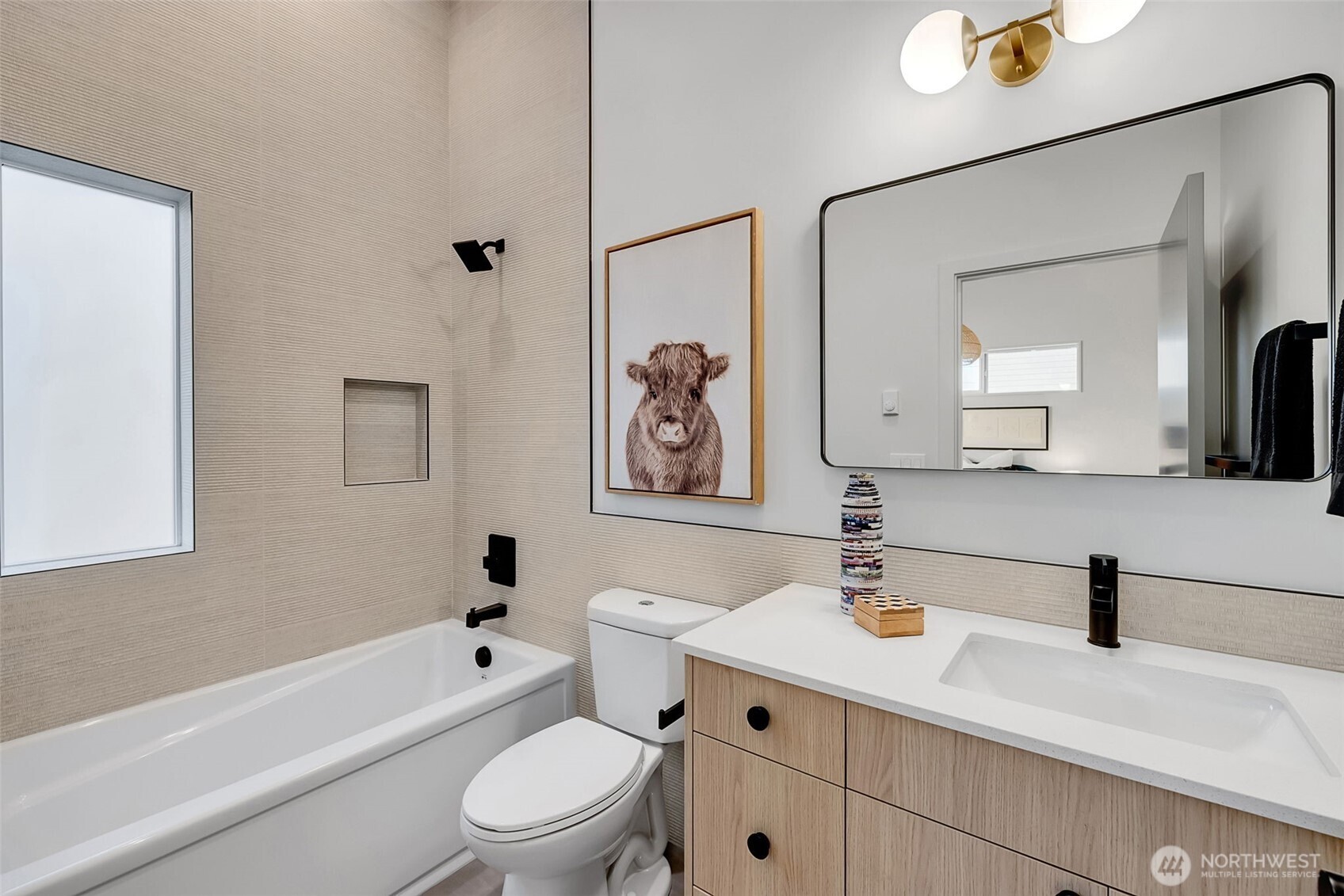 4411 South Holly Street Seattle, WA 98118 - Photo 28 of 36