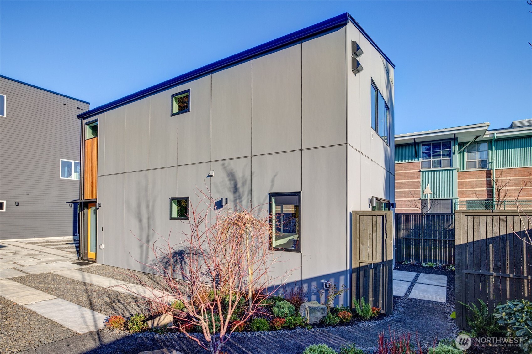 4411 South Holly Street Seattle, WA 98118 - Photo 30 of 36