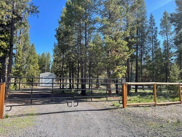 17118 Jacinto Road Bend, OR 97707 - Photo 31 of 35 24