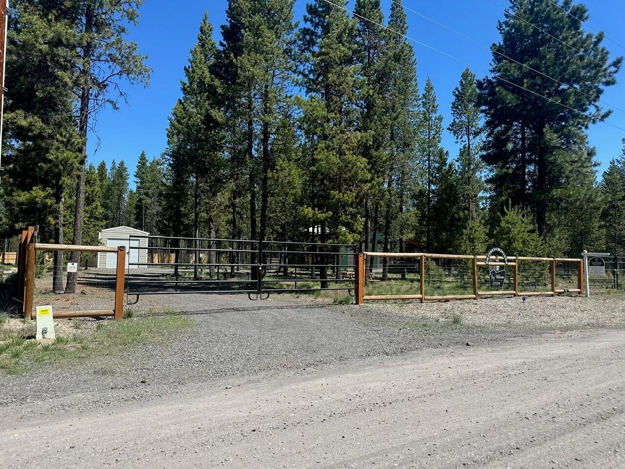 17118 Jacinto Road Bend, OR 97707 - Photo 33 of 35 29