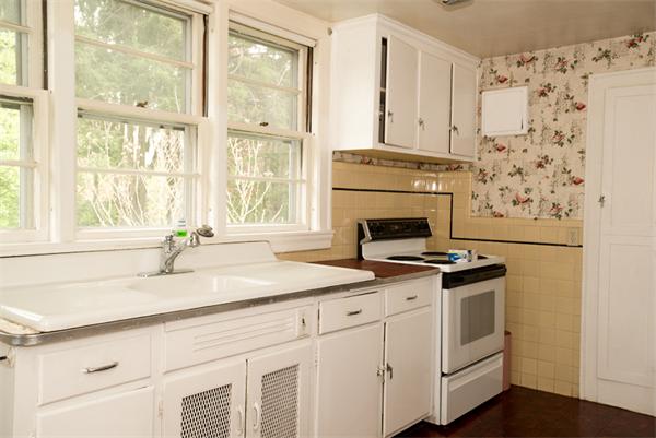 32 Taylor Road Belmont, MA 02478 - Photo 10 of 16