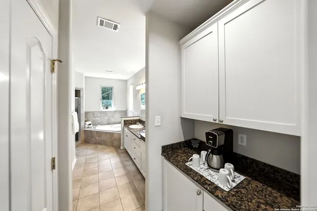 $770,000 | 9063 Schoenthal Road, San Antonio, TX 78266