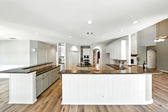 $770,000 | 9063 Schoenthal Road, San Antonio, TX 78266