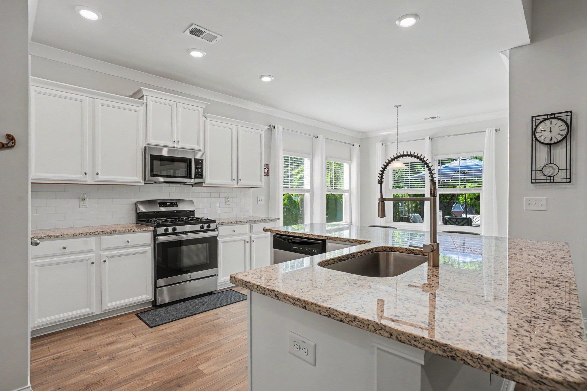 3716 Atwood Place Murrells Inlet, SC 29576 - Photo 11 of 47