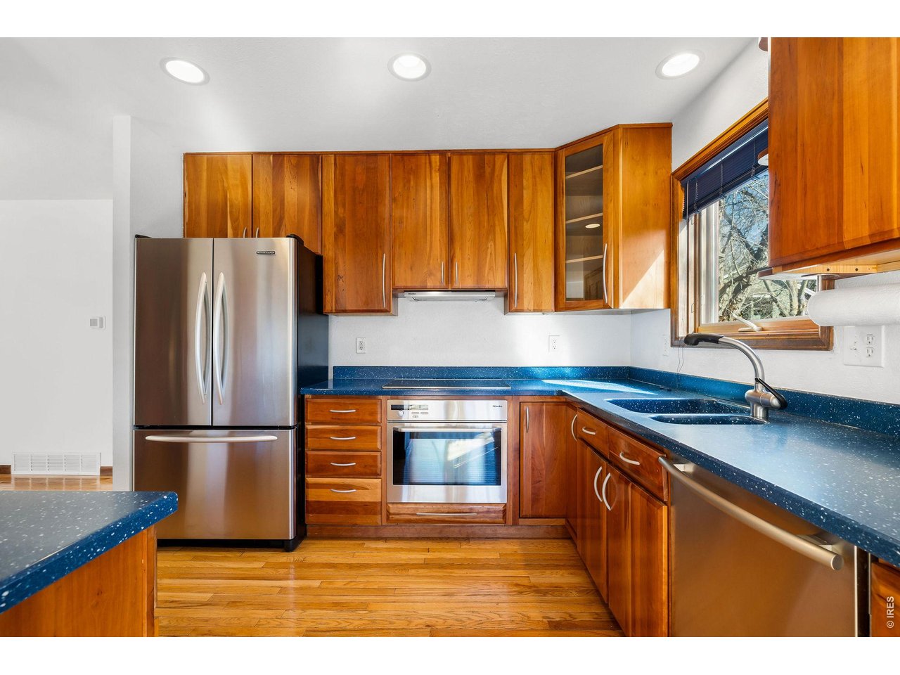3616 Roundtree Court Boulder, CO 80304 - Photo 11 of 42 kitchen