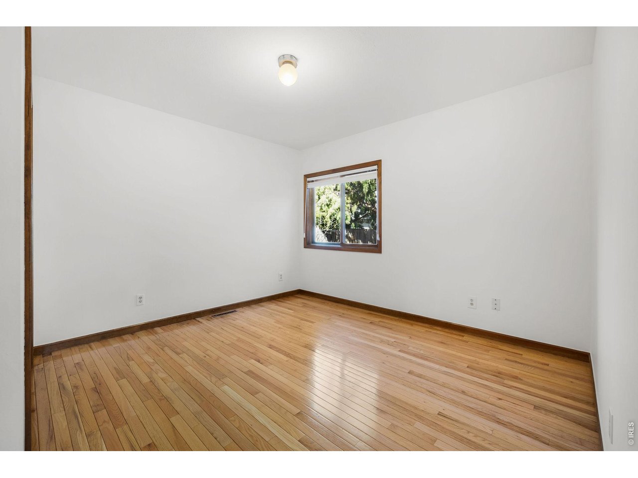3616 Roundtree Court Boulder, CO 80304 - Photo 19 of 42 2nd main floor bedoom