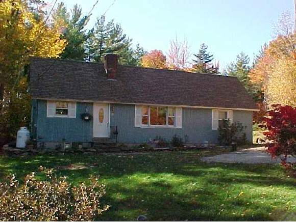 57 Hannahs Way Springfield, NH 03284 - Photo 1 of 9
