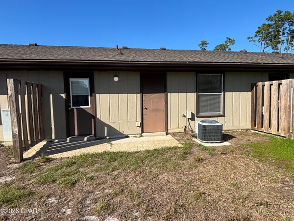 $1,000 | 3008 Stanford Road, Unit B, Panama City, FL 32405