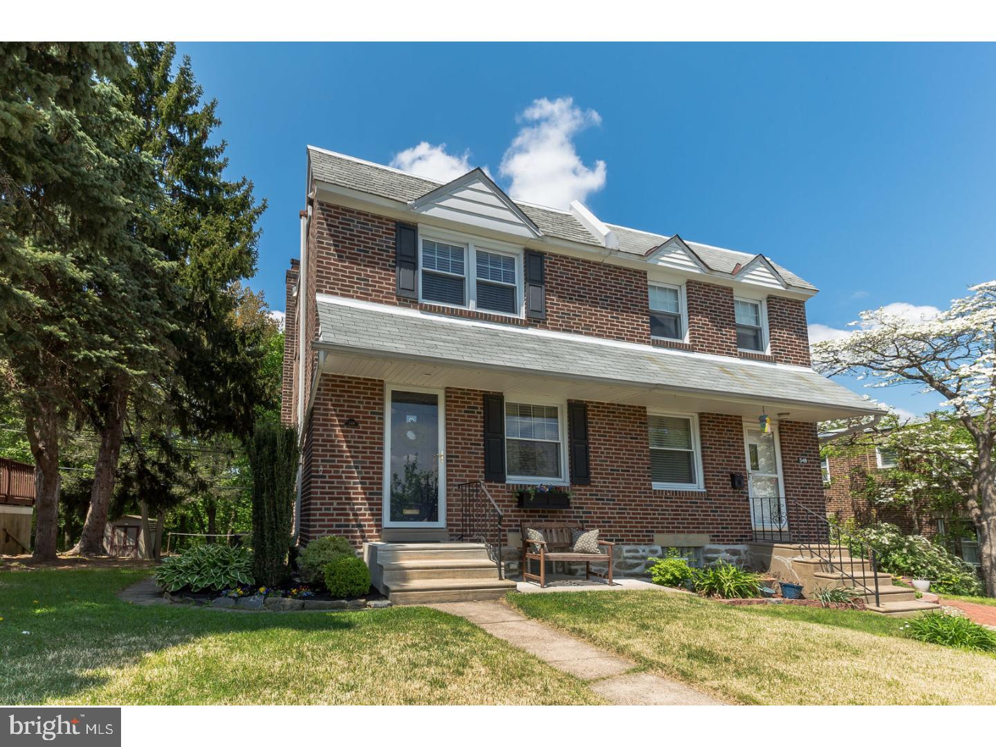 546 Overlook Road Philadelphia, PA 19128 - Photo 1 of 24