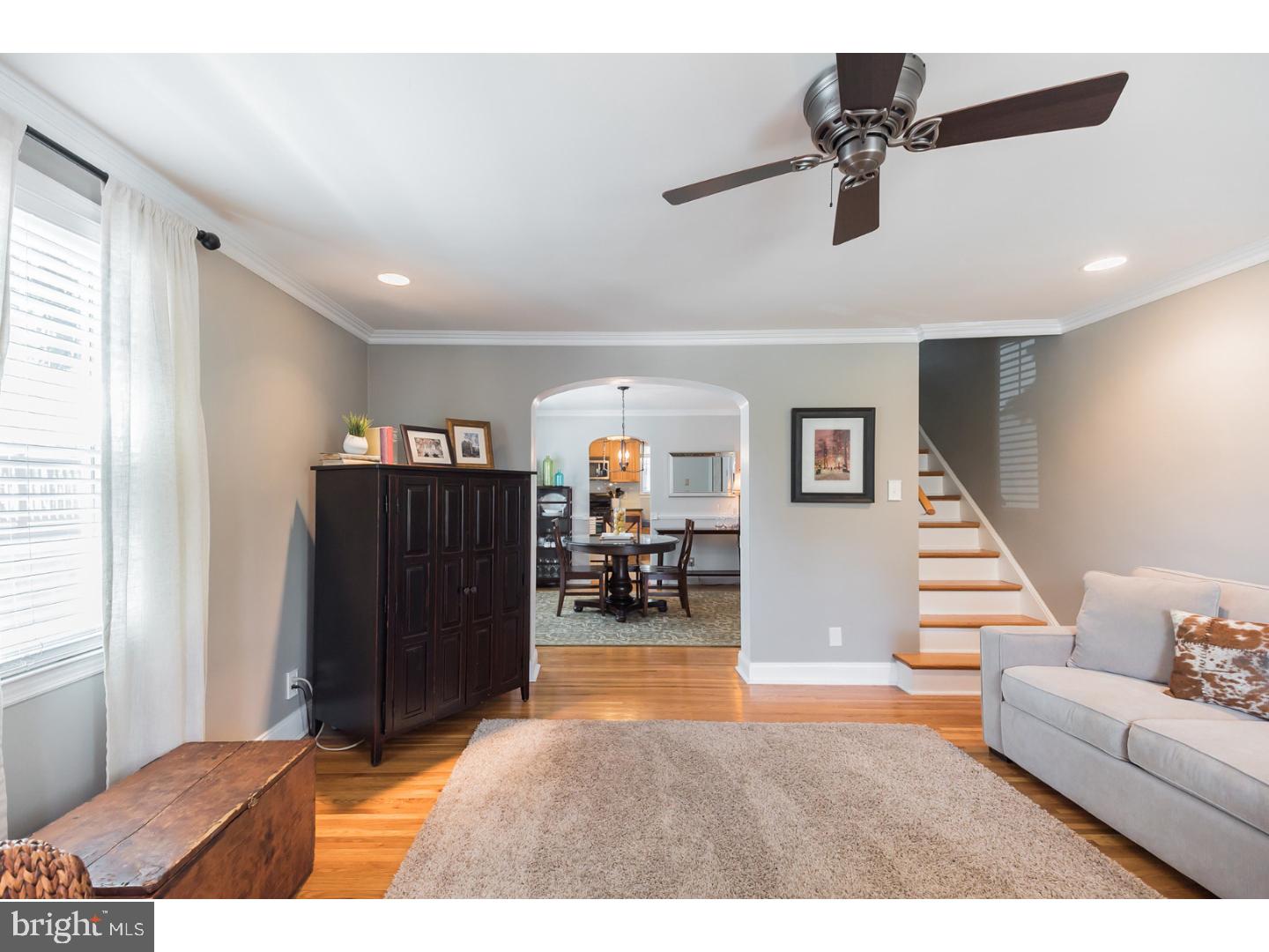 546 Overlook Road Philadelphia, PA 19128 - Photo 2 of 24