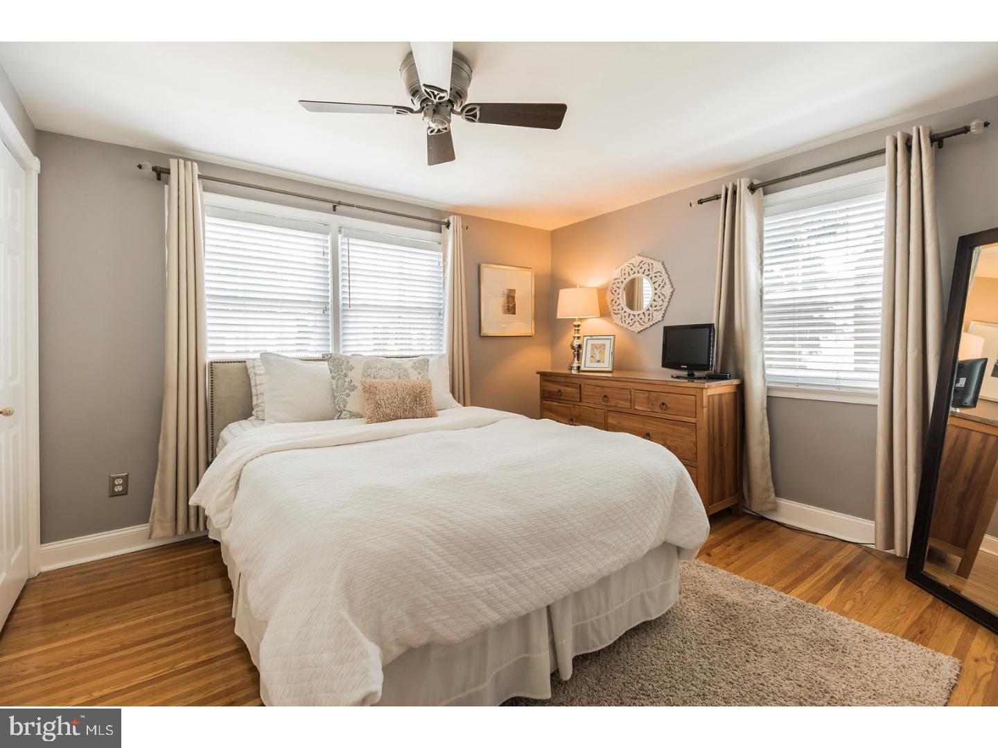 546 Overlook Road Philadelphia, PA 19128 - Photo 12 of 24