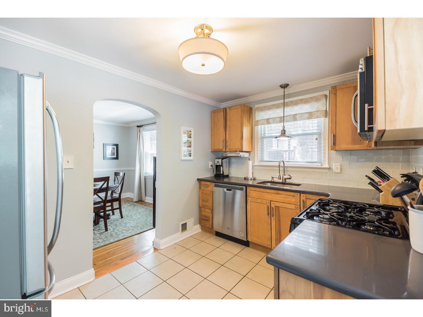 546 Overlook Road Philadelphia, PA 19128 - Photo 8 of 24