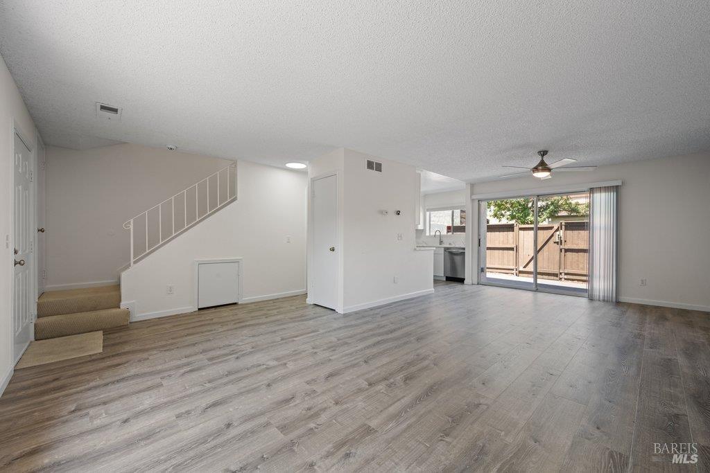 1737 Las Raposas Court Santa Rosa, CA 95409 - Photo 15 of 41