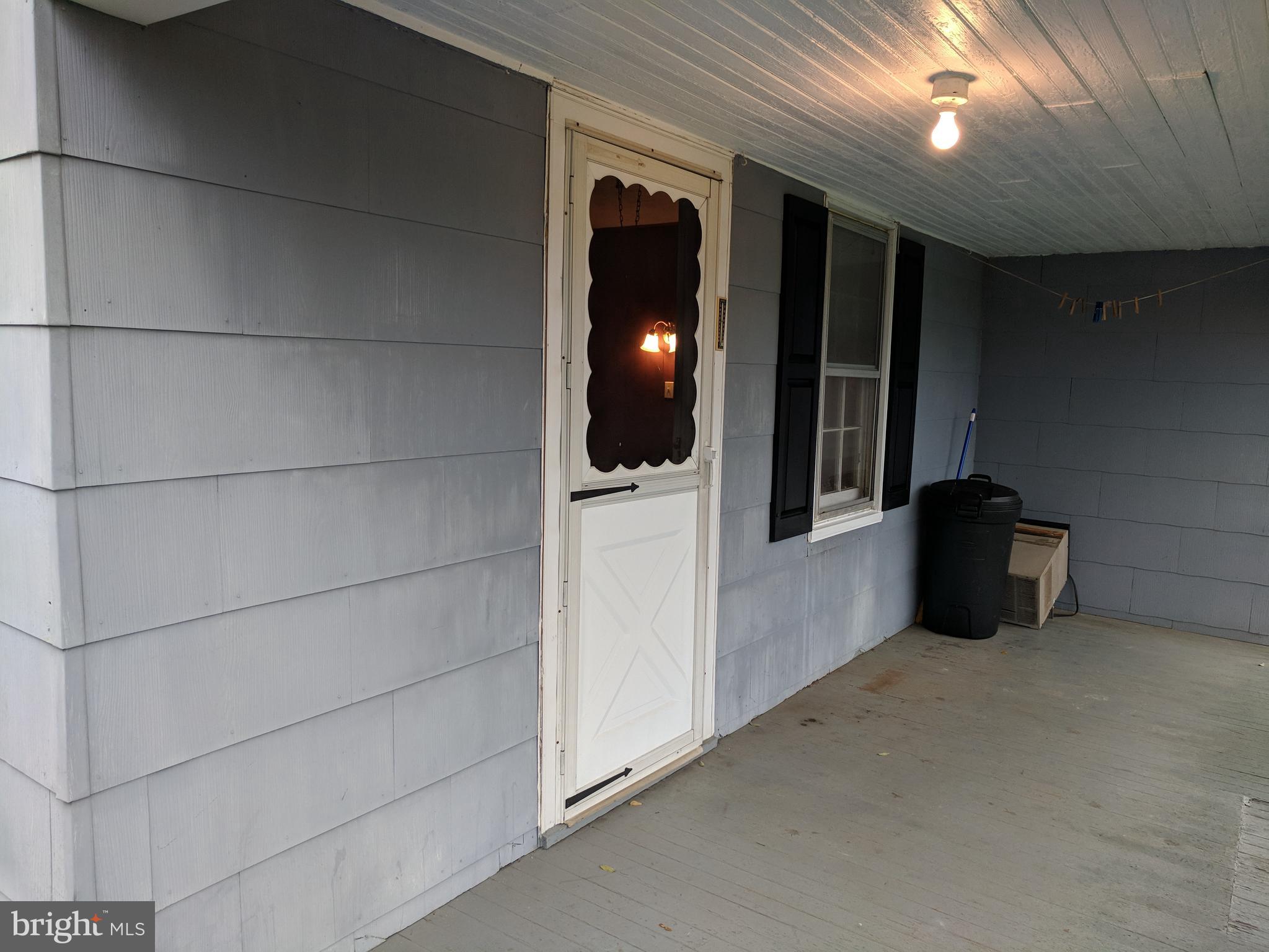 407 Chestnut Street Delta, PA 17314 - Photo 24 of 29 Back Porch