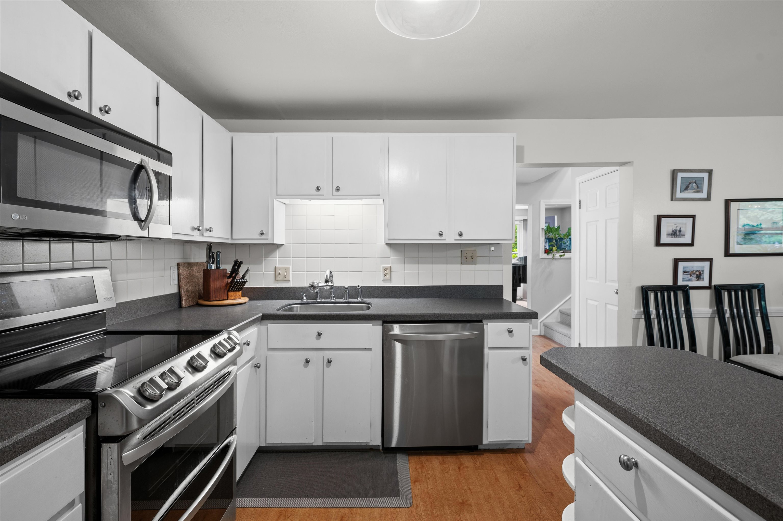 8 Pine Grove Road Exeter, NH 03833 - Photo 8 of 27