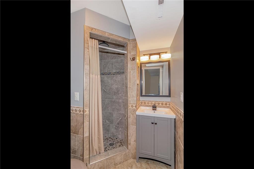 6701 Hythe Road Indianapolis, IN 46220 - Photo 18 of 31 Gallery Image 18