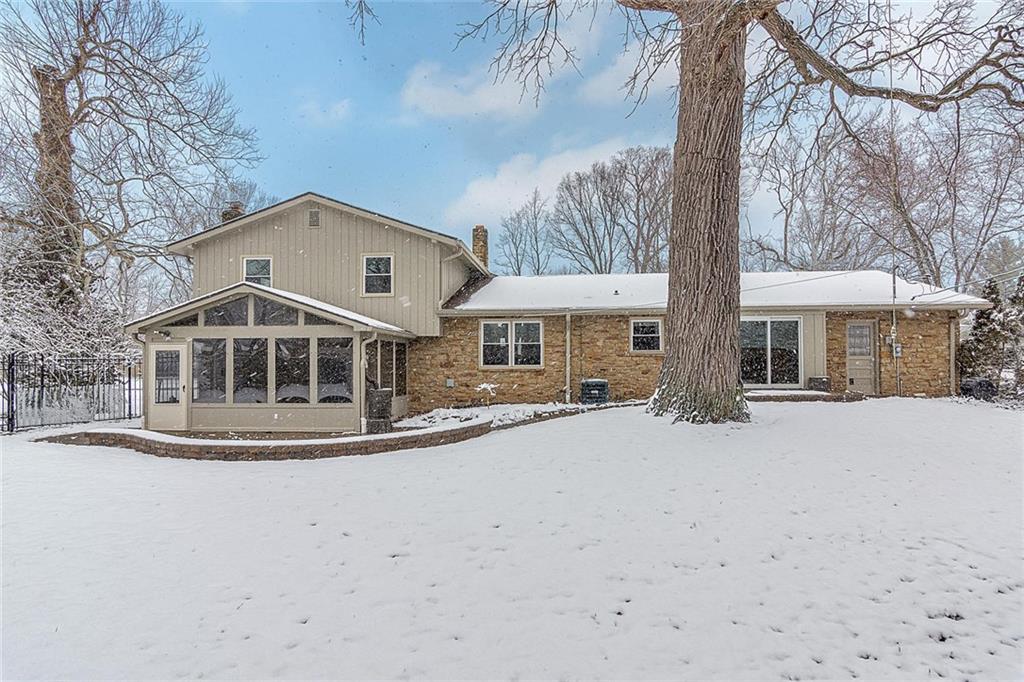 6701 Hythe Road Indianapolis, IN 46220 - Photo 31 of 31 Gallery Image 31
