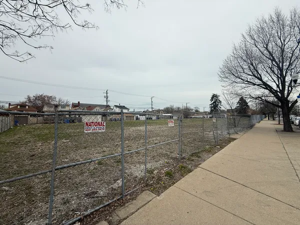 $1,150,000 | 3700 West 63rd Street, Chicago, IL 60629