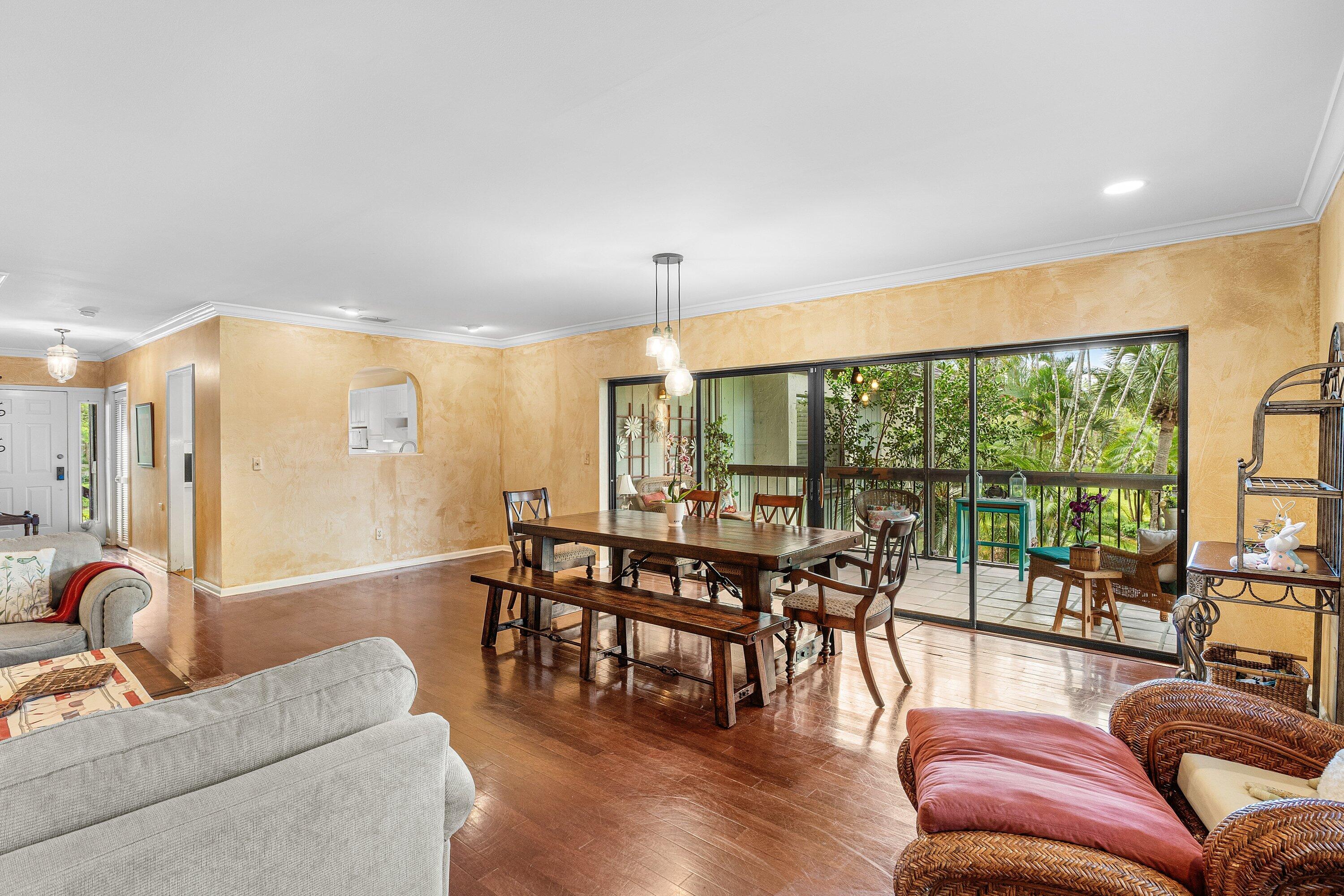 13329 Polo Club Road, Unit 206 Wellington, FL 33414 - Photo 12 of 60 013-13329PoloClubRoad-206-Wellington-FL-