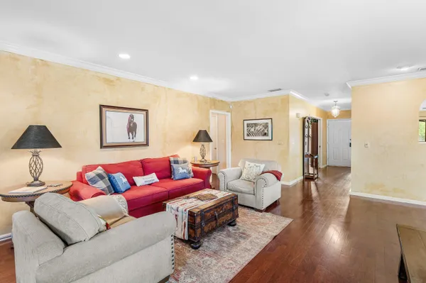 $715,000 | 13329 Polo Club Road, Unit 206, Wellington, FL 33414