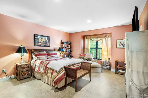 $715,000 | 13329 Polo Club Road, Unit 206, Wellington, FL 33414