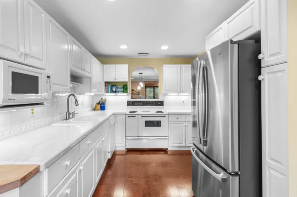 $715,000 | 13329 Polo Club Road, Unit 206, Wellington, FL 33414