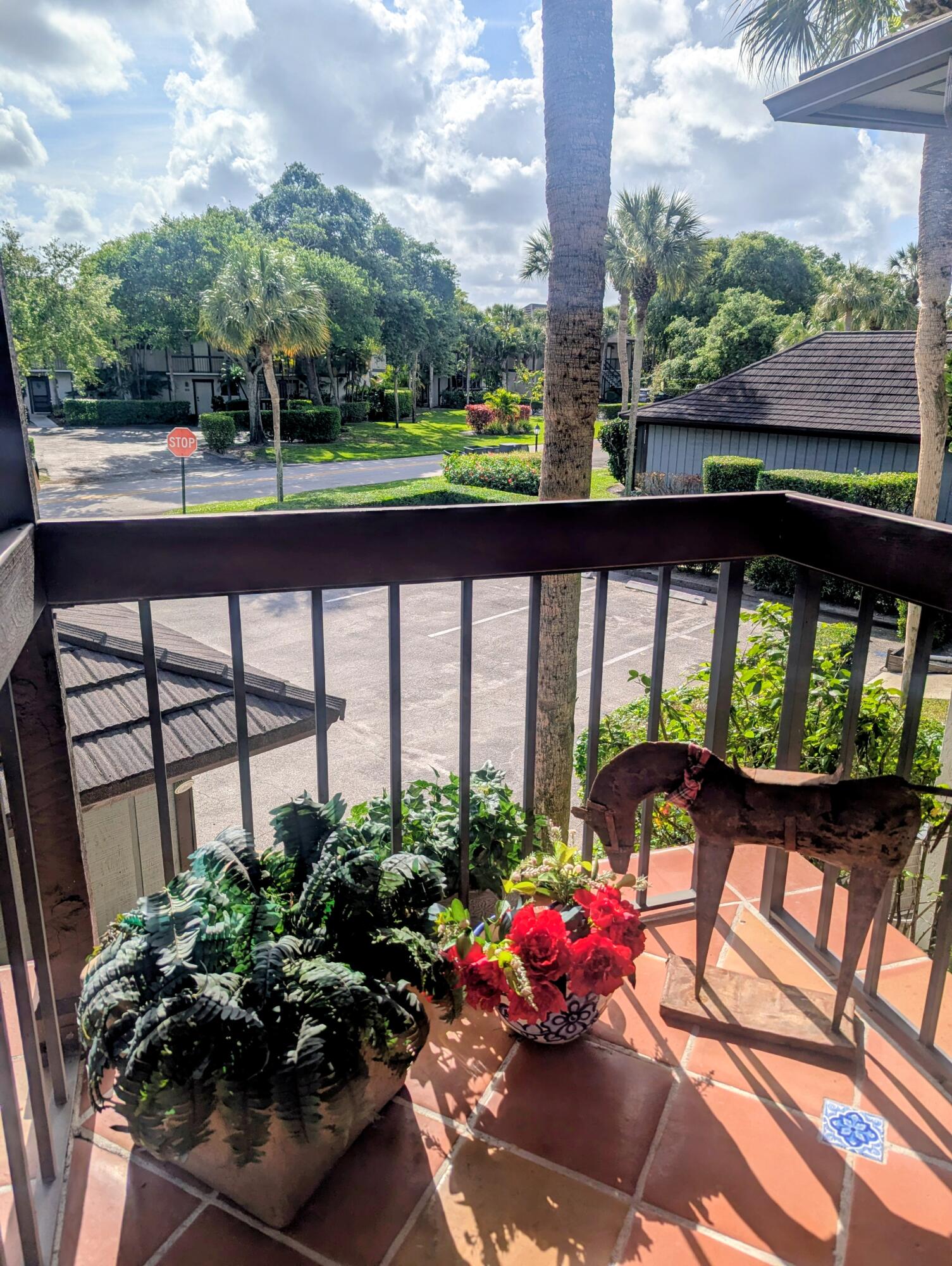 13329 Polo Club Road, Unit 206 Wellington, FL 33414 - Photo 7 of 60 PXL_20260401_141017857~2