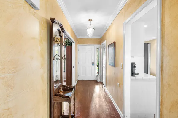 $715,000 | 13329 Polo Club Road, Unit 206, Wellington, FL 33414